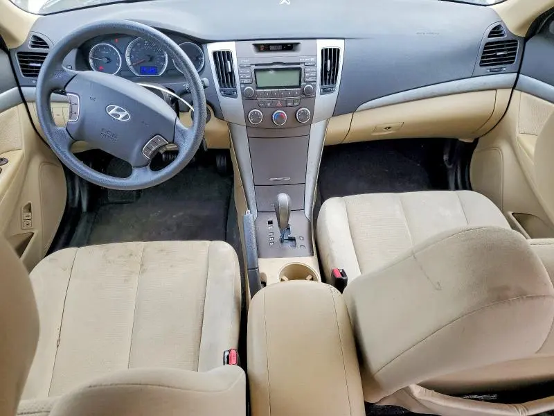 2010 HYUNDAI SONATA GLS  