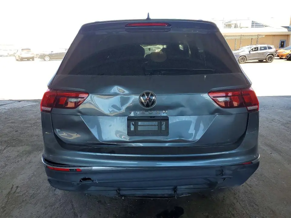 2022 VOLKSWAGEN TIGUAN S  