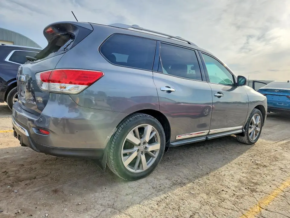 2016 NISSAN PATHFINDER PLATINUM  