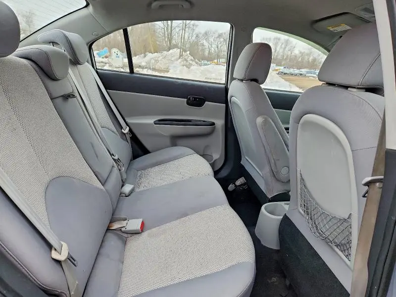 2011 HYUNDAI ACCENT GLS  