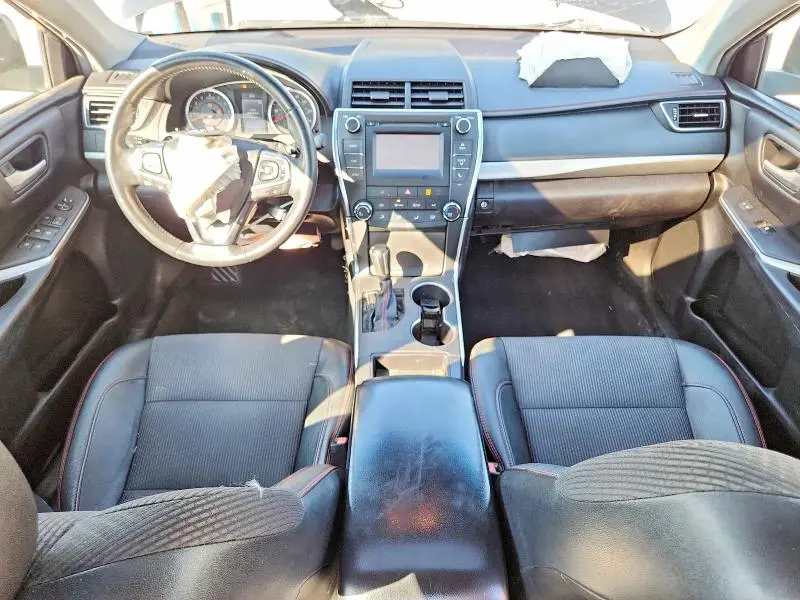 2017 TOYOTA CAMRY SE  
