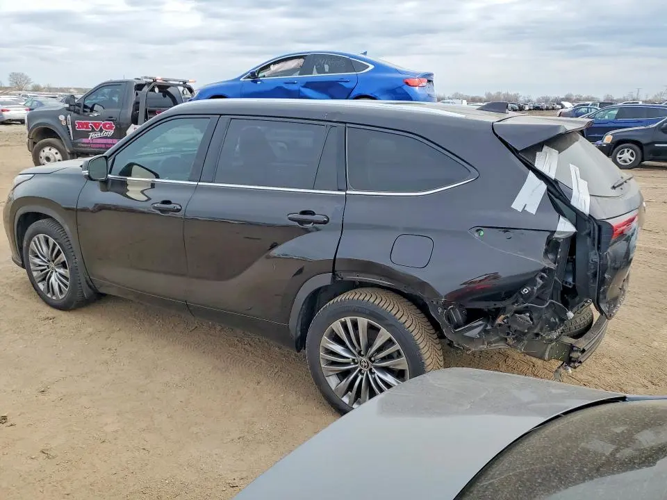 2021 TOYOTA HIGHLANDER PLATINUM  