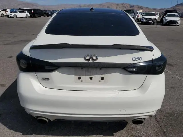 2018 INFINITI Q50 LUXE  