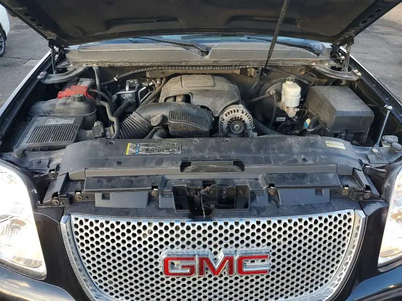 2010 GMC YUKON DENALI  