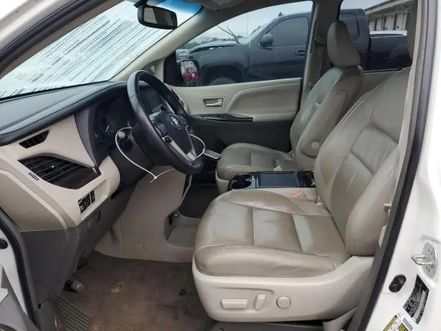 2015 TOYOTA SIENNA XLE  