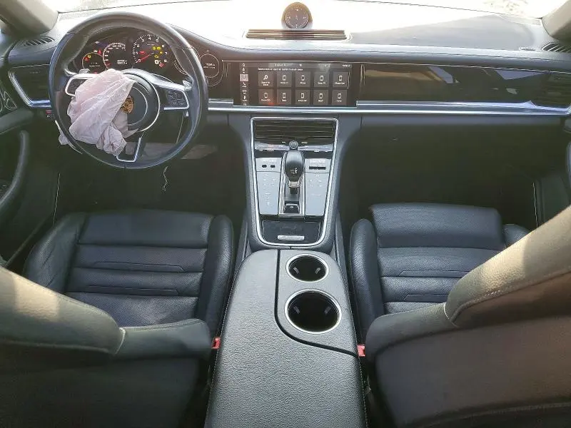 2018 PORSCHE PANAMERA 4  