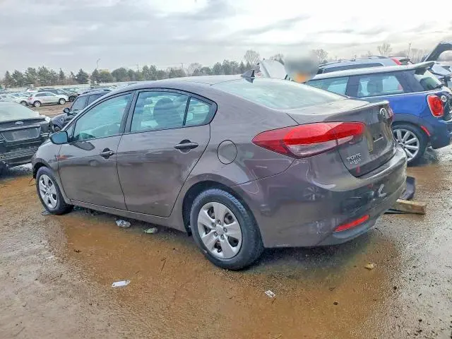2017 KIA FORTE LX  