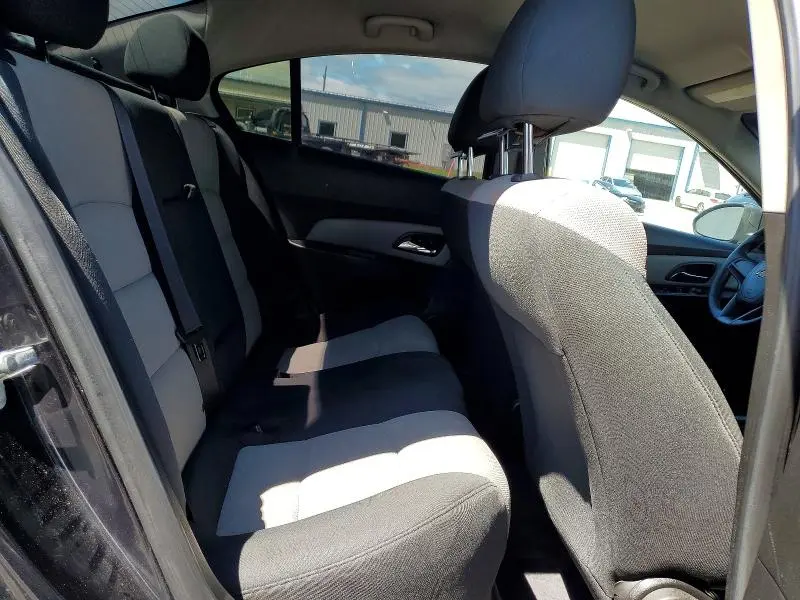 2012 CHEVROLET CRUZE LS  