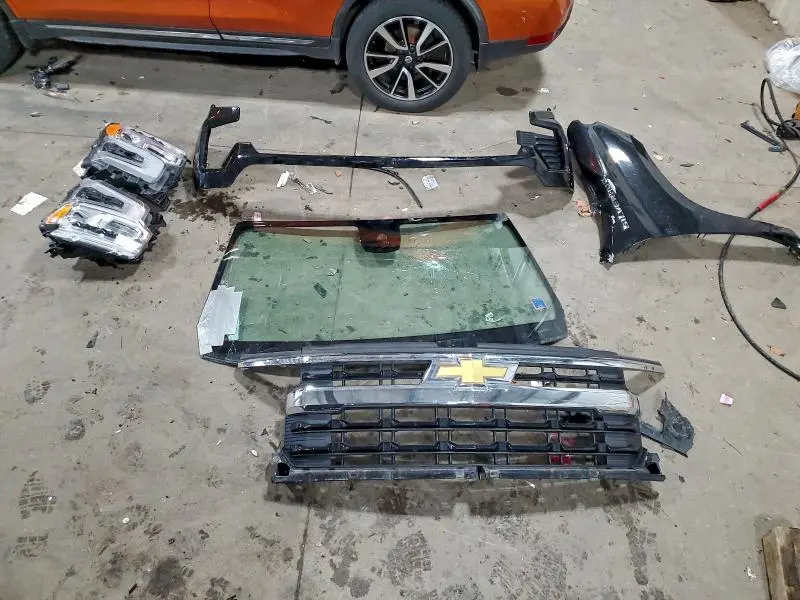 2023 CHEVROLET SILVERADO K1500 LT  