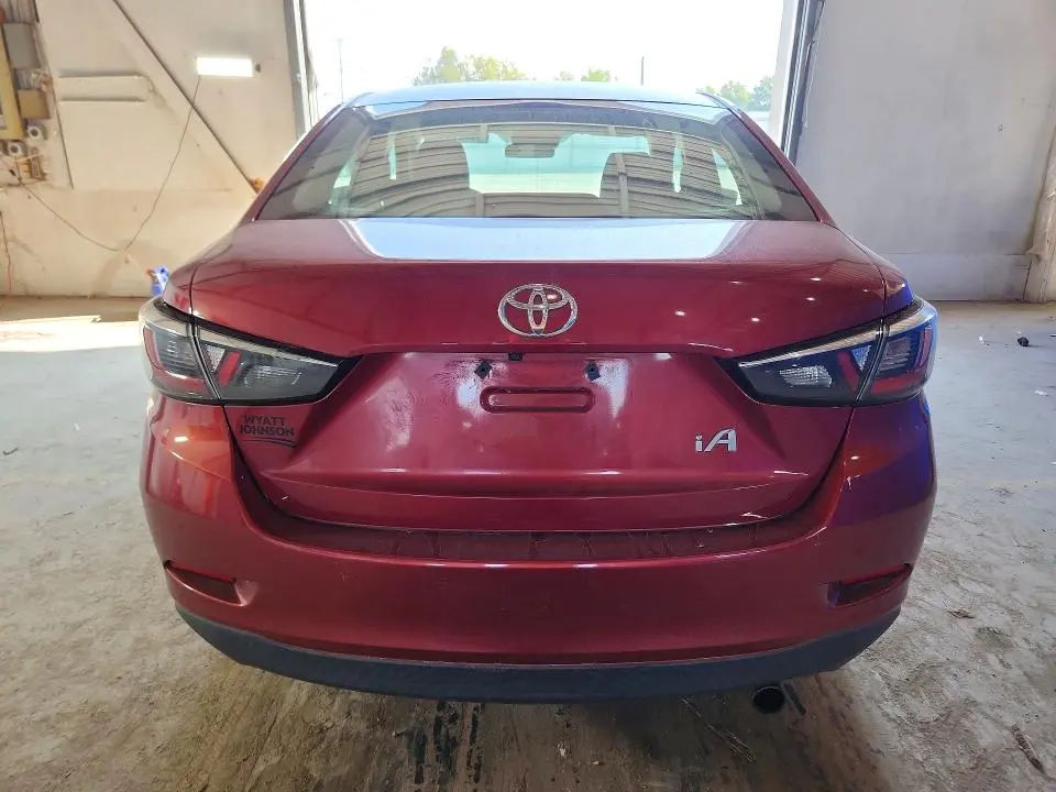 2018 TOYOTA YARIS IA BASE  