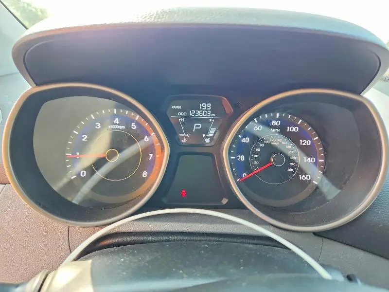 2013 HYUNDAI ELANTRA GLS  