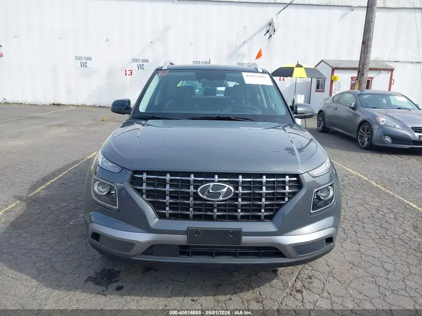 2025 HYUNDAI VENUE LIMITED