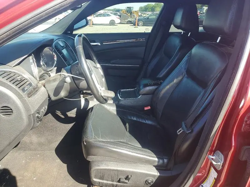 2011 CHRYSLER 300 LIMITED  