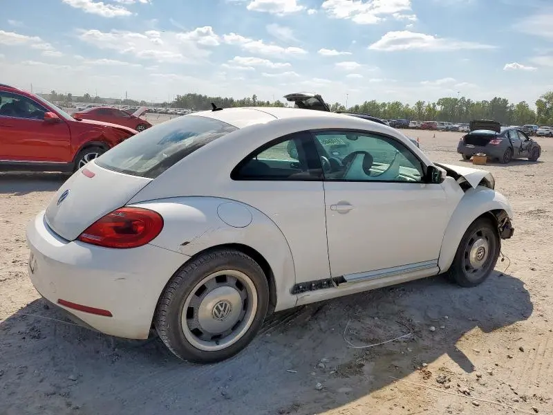 2012 VOLKSWAGEN BEETLE   