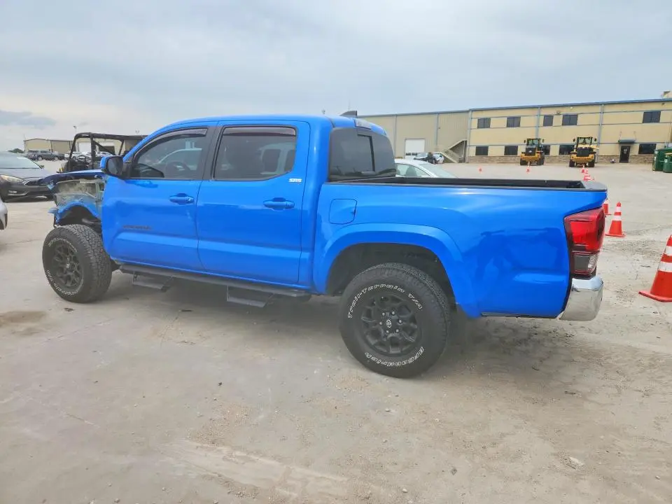 2020 TOYOTA TACOMA SR5 V6  