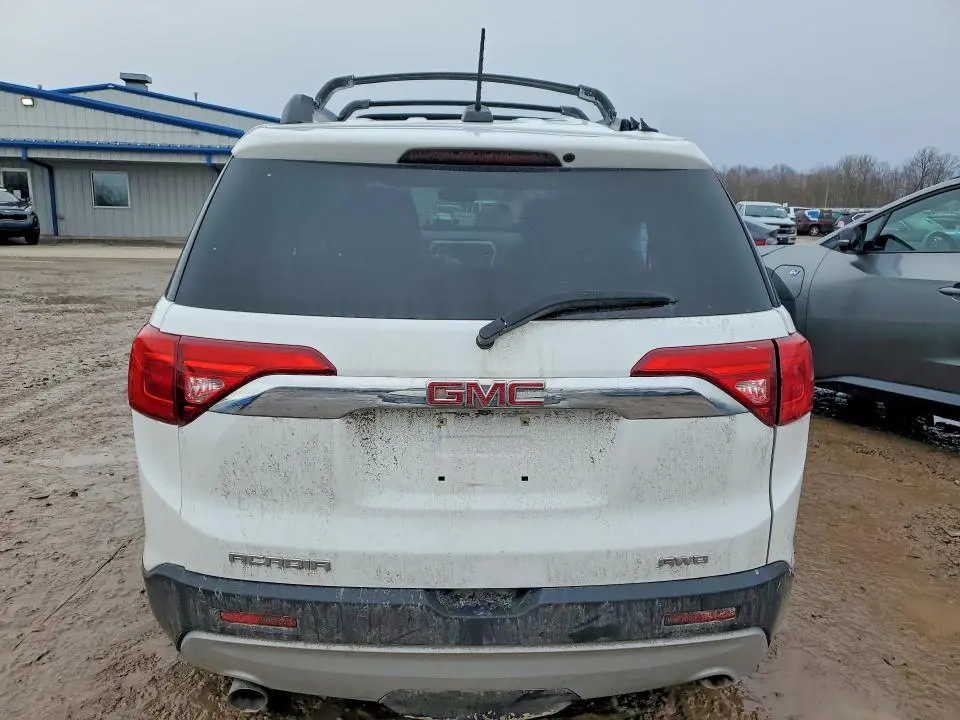 2017 GMC ACADIA SLT-1  