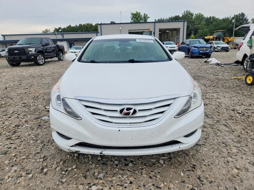 2011 HYUNDAI SONATA GLS  