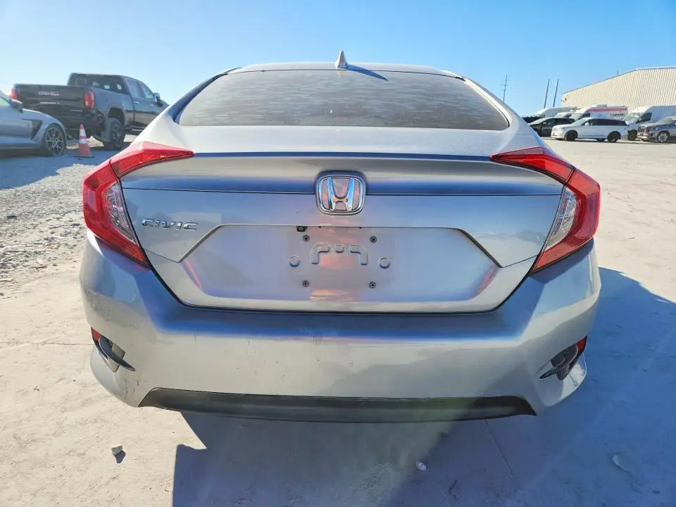 2018 HONDA CIVIC EX  