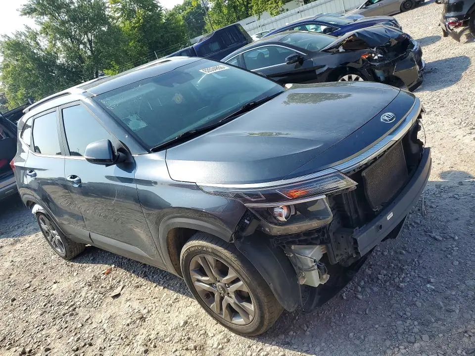 2021 KIA SELTOS S  