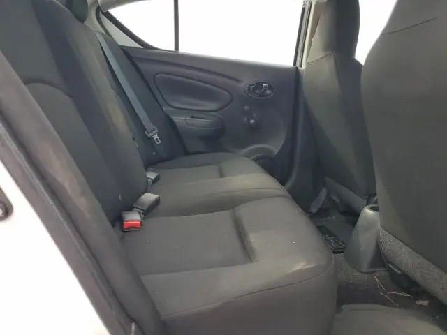 2016 NISSAN VERSA S  