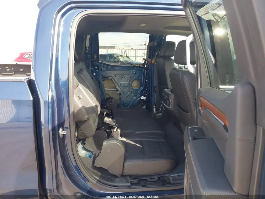 2023 GMC SIERRA 1500 4WD  SHORT BOX DENALI