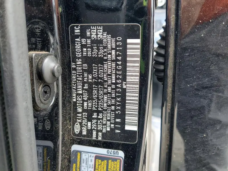 2014 KIA SORENTO LX  