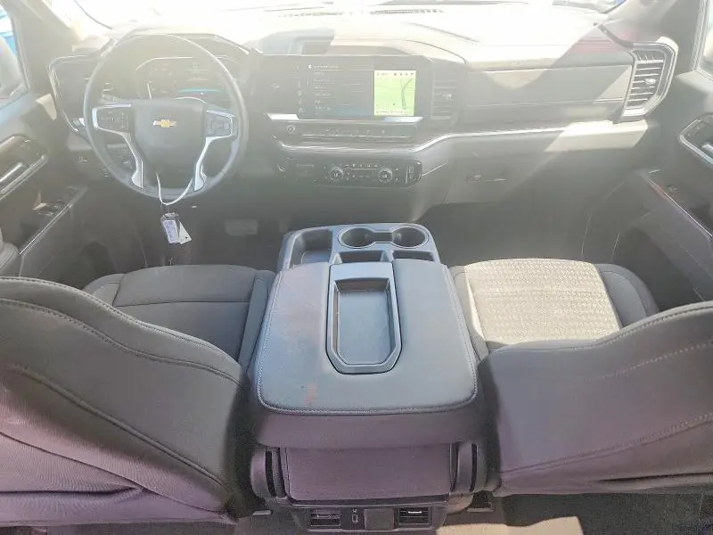 2026 CHEVROLET SILVERADO K1500 LT  