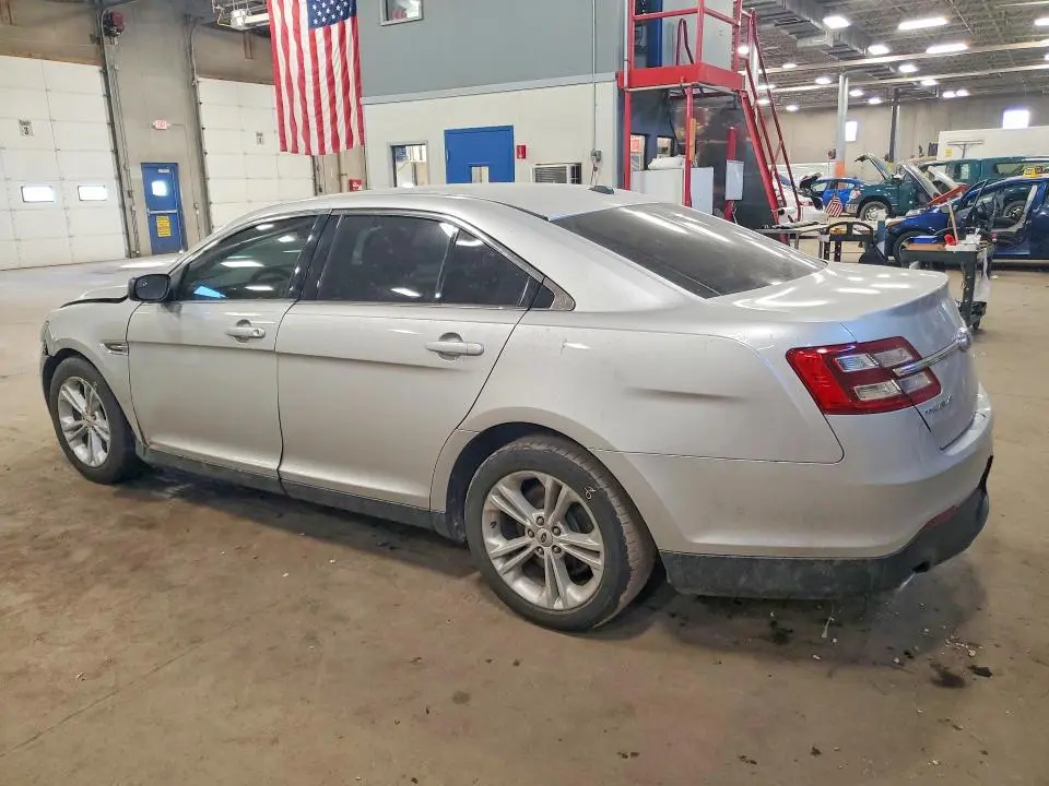 2016 FORD TAURUS SE  