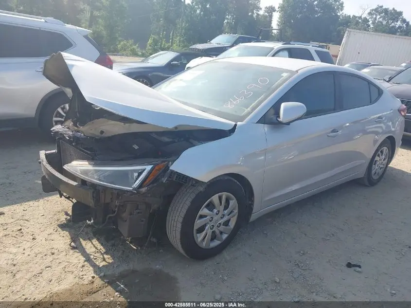 2019 HYUNDAI ELANTRA SE