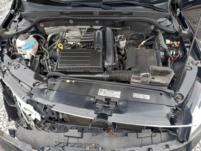 2017 VOLKSWAGEN JETTA SE  