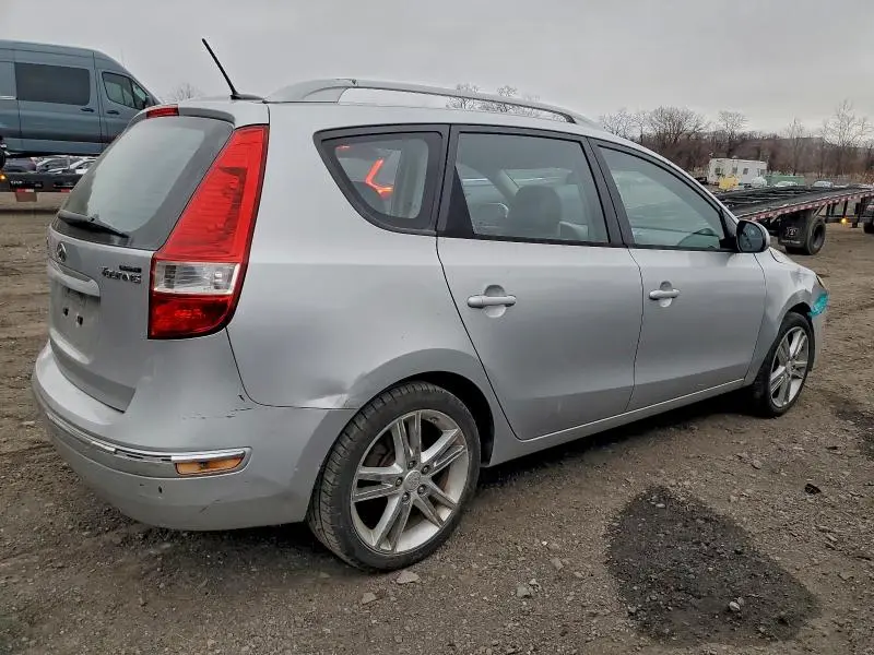 2011 HYUNDAI ELANTRA TOURING GLS  
