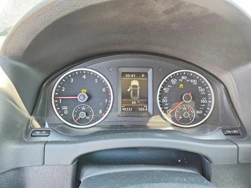 2016 VOLKSWAGEN TIGUAN S  