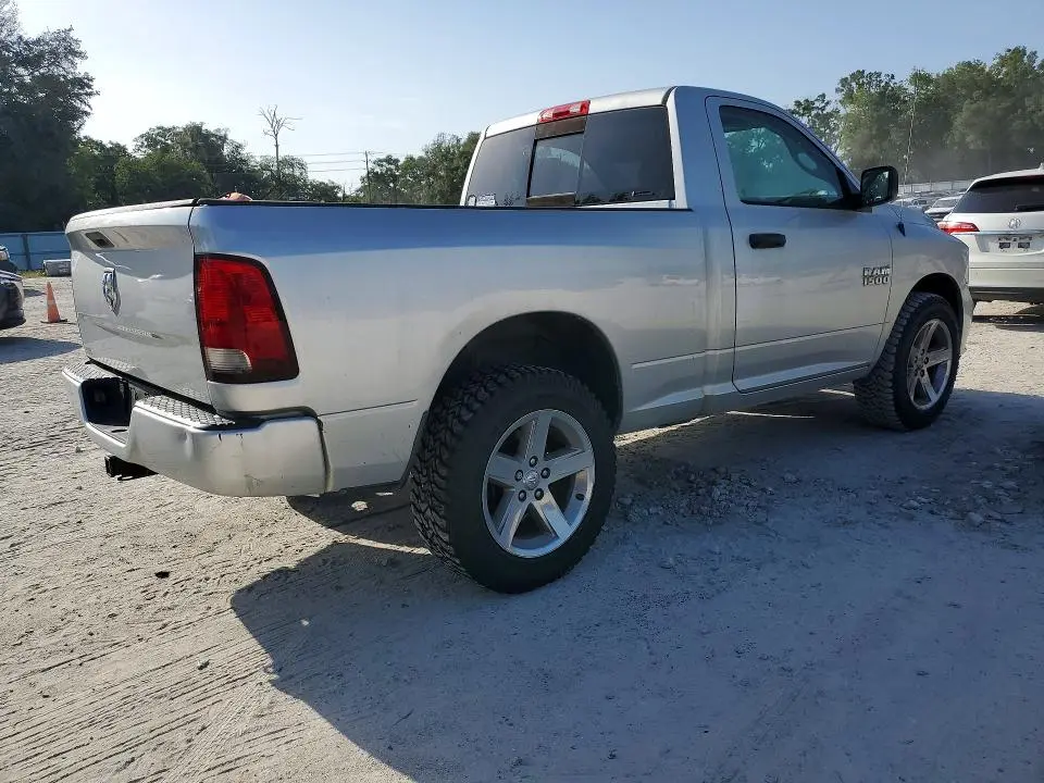 2015 RAM 1500 ST  