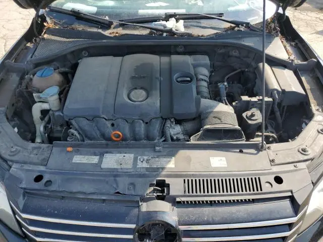 2013 VOLKSWAGEN PASSAT S  