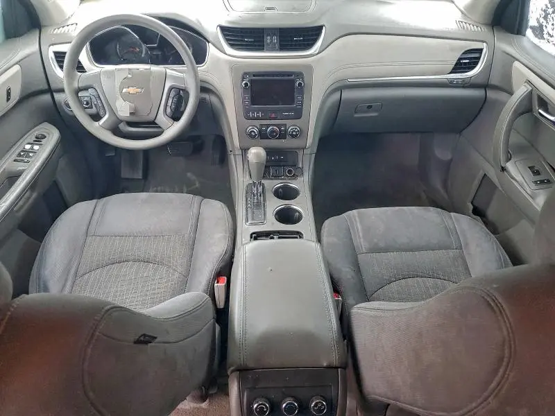 2016 CHEVROLET TRAVERSE LS  
