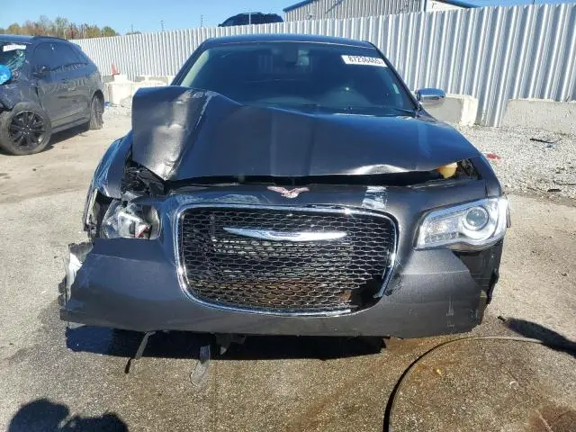 2019 CHRYSLER 300 LIMITED  