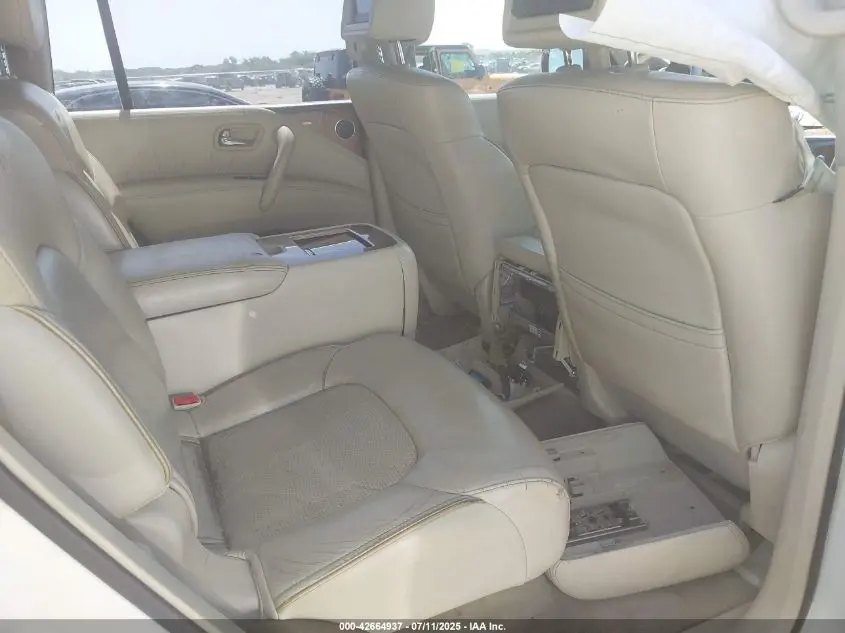 2014 INFINITI QX80  