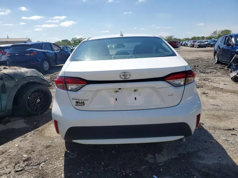 2021 TOYOTA COROLLA LE  
