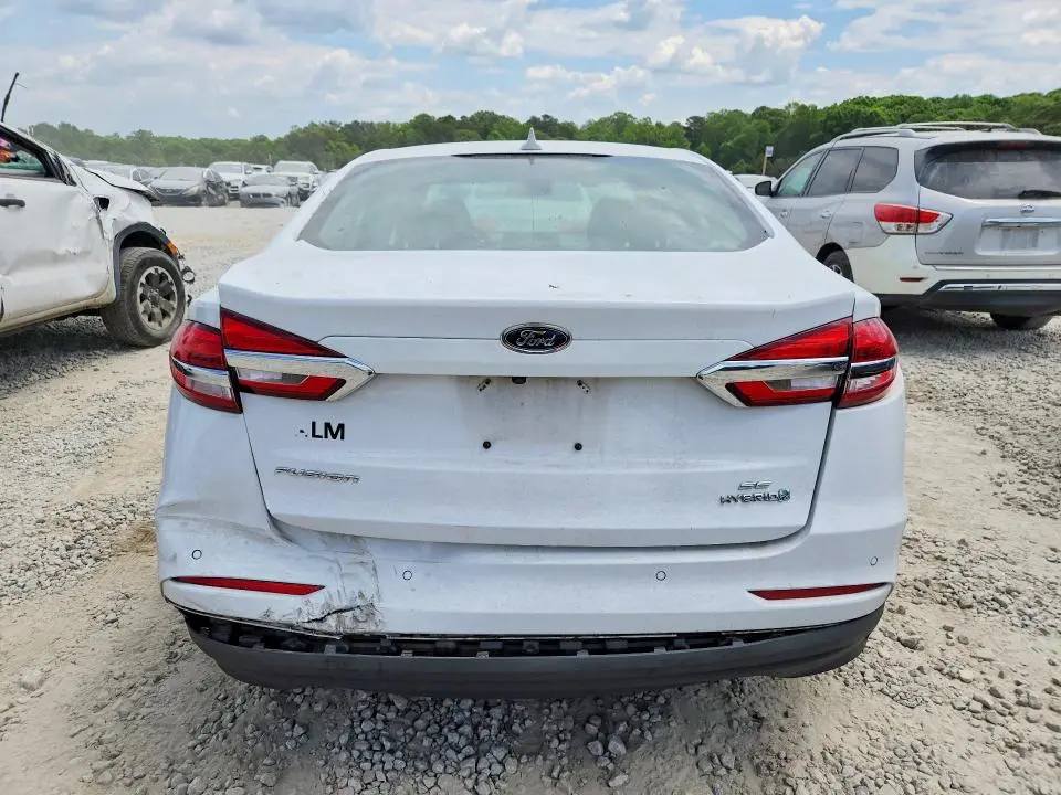 2019 FORD FUSION SE  