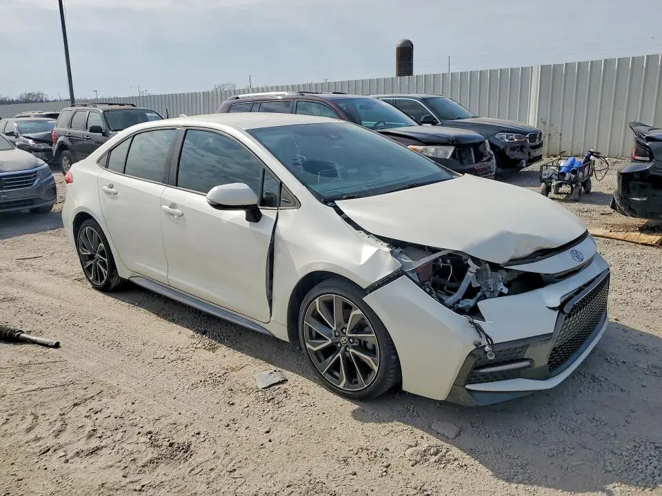 2021 TOYOTA COROLLA SE  