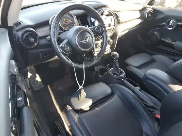 2016 MINI COOPER S  