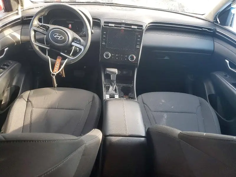 2022 HYUNDAI TUCSON SE  