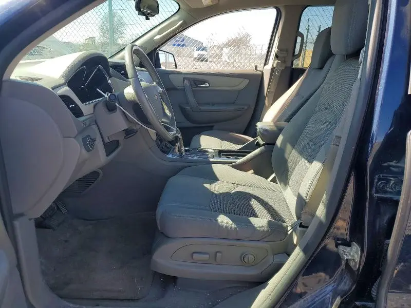 2017 CHEVROLET TRAVERSE LT  