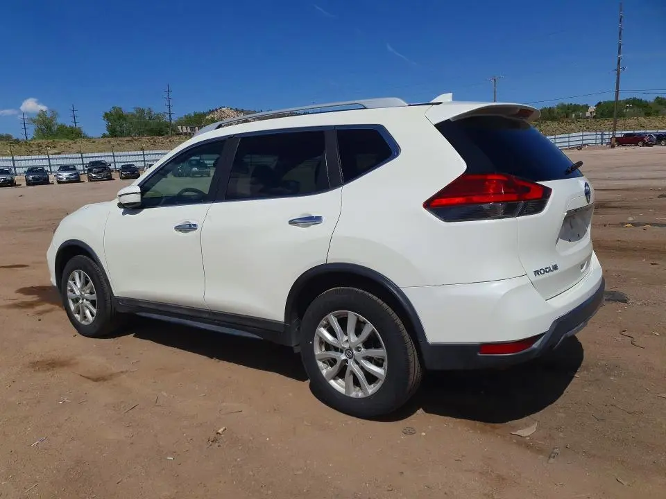 2017 NISSAN ROGUE SV  