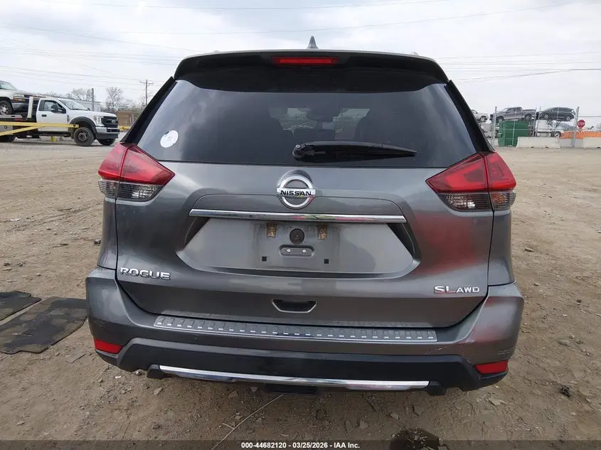 2018 NISSAN ROGUE SL