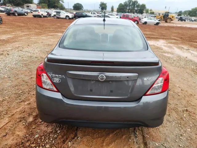 2019 NISSAN VERSA S