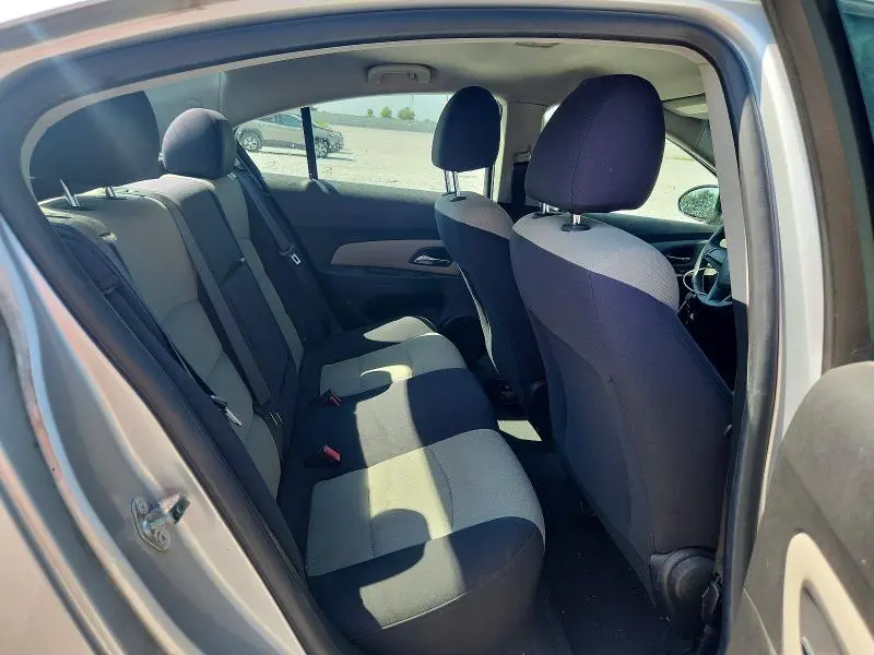 2012 CHEVROLET CRUZE LS  