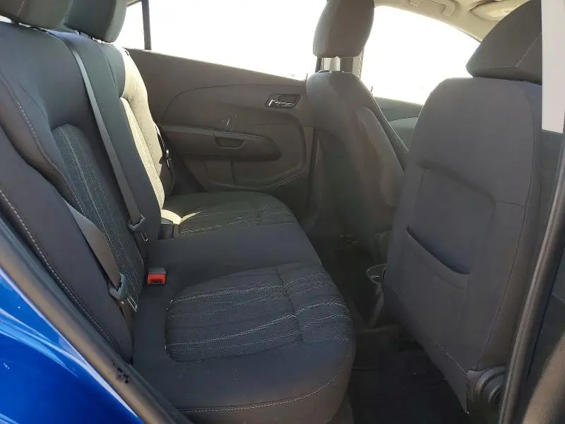 2016 CHEVROLET SONIC LT  