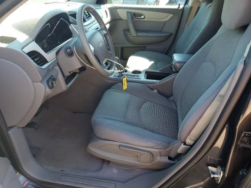 2014 CHEVROLET TRAVERSE LS  