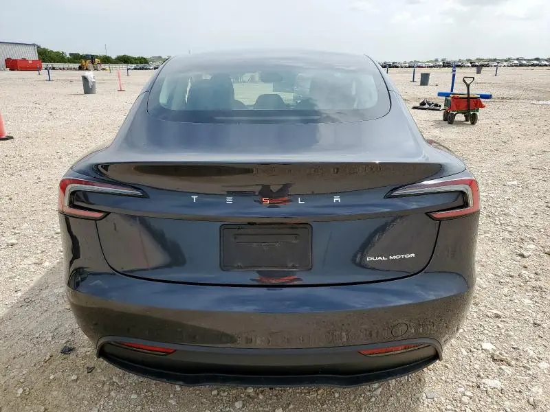 2024 TESLA MODEL 3   